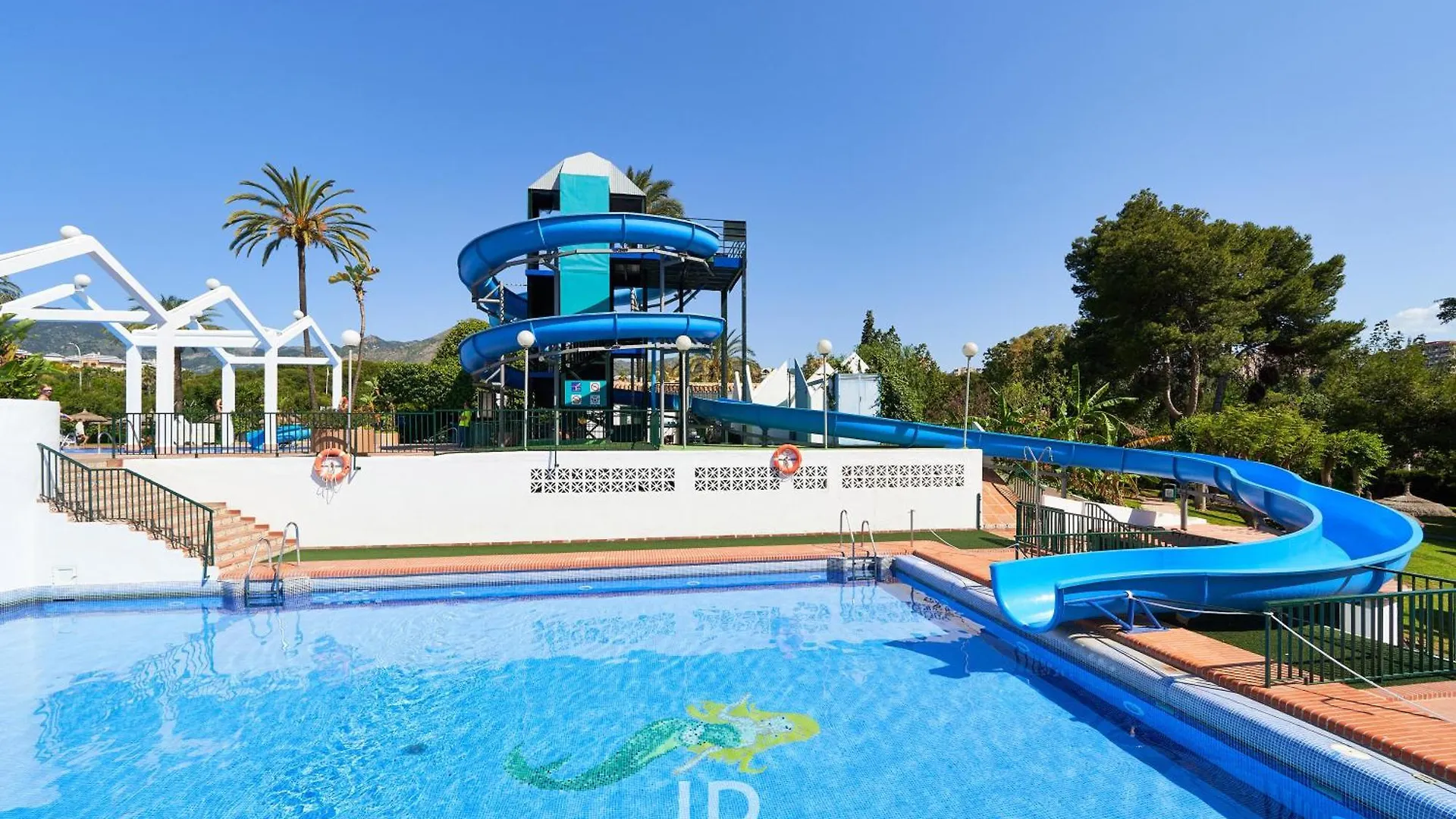 Apartamento Benalbeach Bright And Quiet Studio Terrace With Garden And Sea Views Benalmádena España