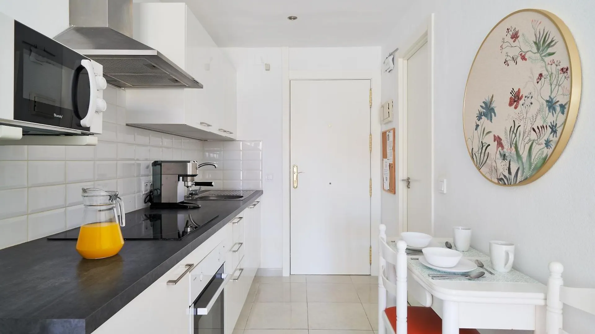 Benalbeach Bright And Quiet Studio Terrace With Garden And Sea Views Benalmádena 0*,  España